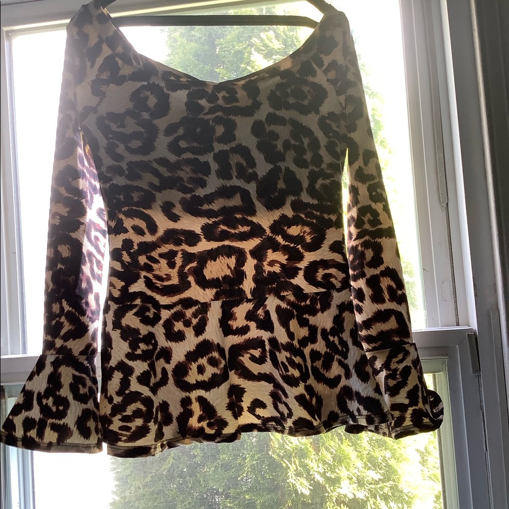 VIVA Long Sleeve Animal Print Padded Top